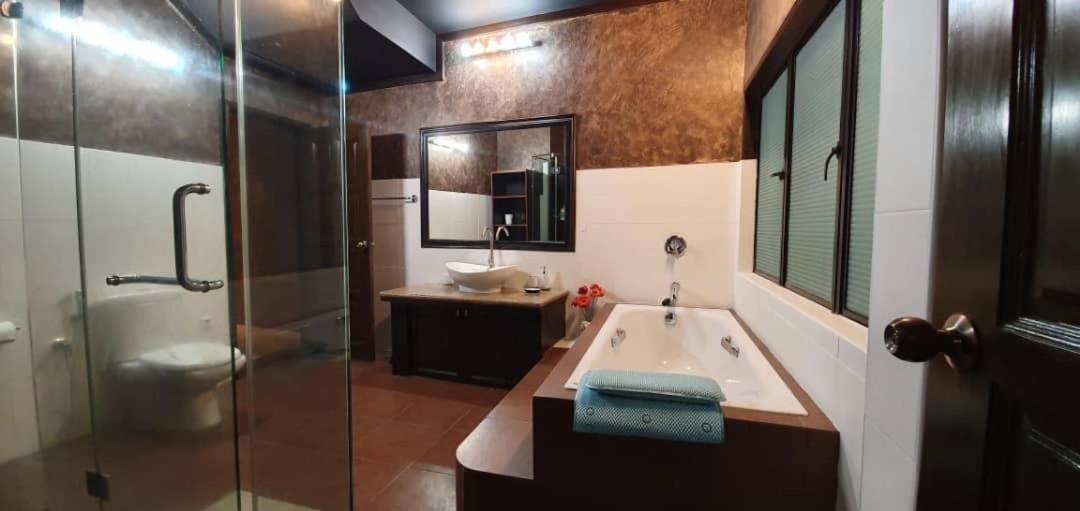 Zoo Villa With Private Pool @ Ampang Kl Εξωτερικό φωτογραφία